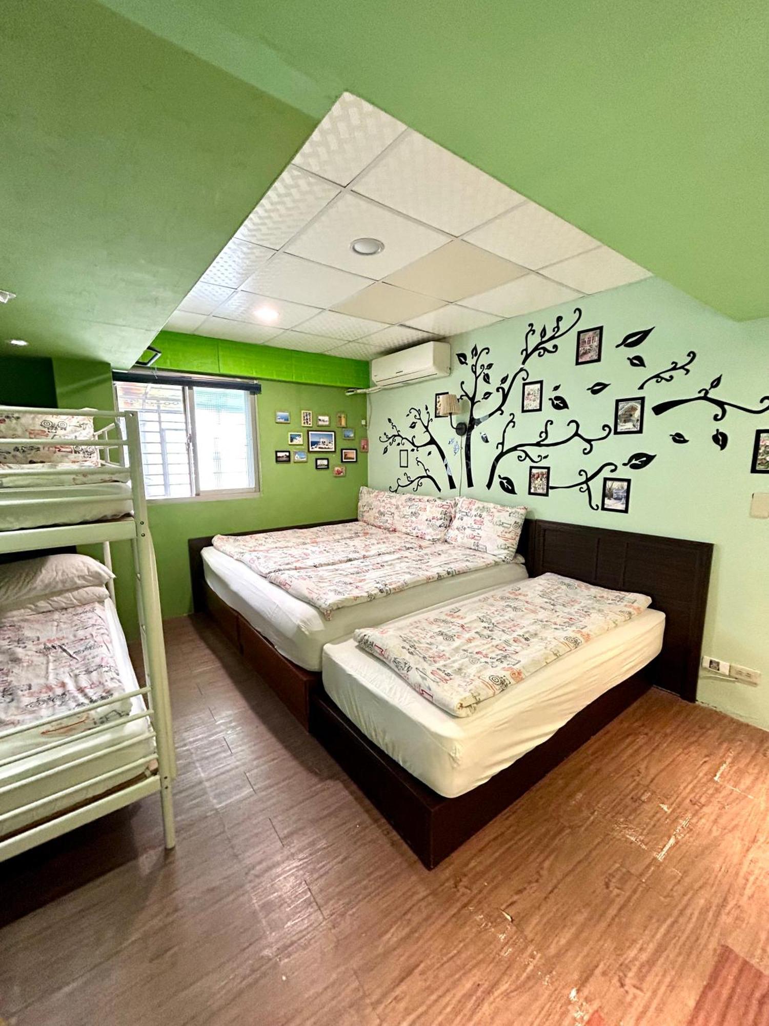 Taipei Triple Tiger Inn מראה חיצוני תמונה