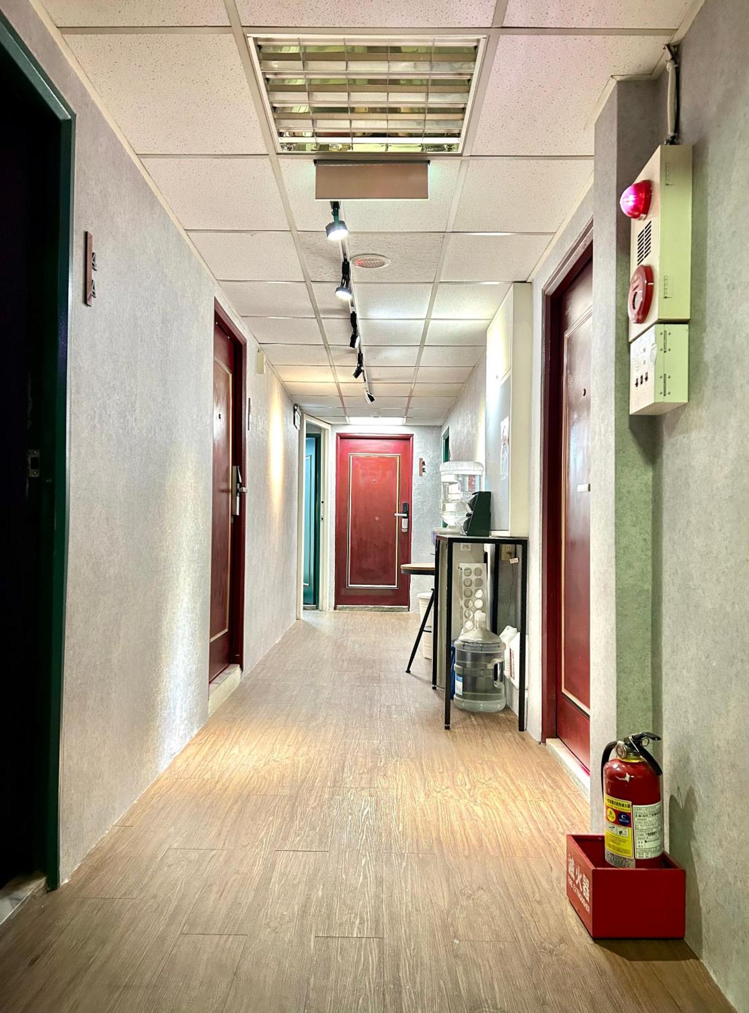 Taipei Triple Tiger Inn מראה חיצוני תמונה