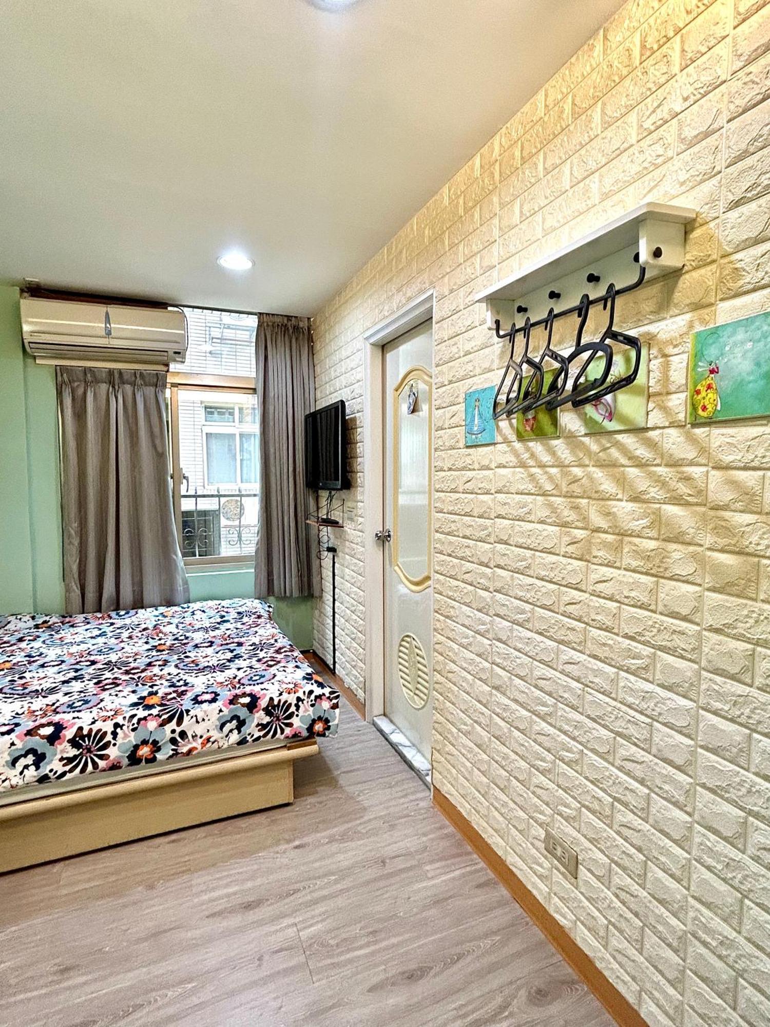 Taipei Triple Tiger Inn מראה חיצוני תמונה